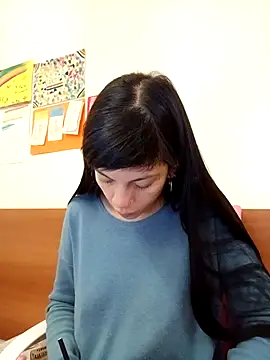 Snapshot of Paula_Alameda chatting on 10/13/25, 11:32 Paula Alameda online show from 10/13/25, 11:32