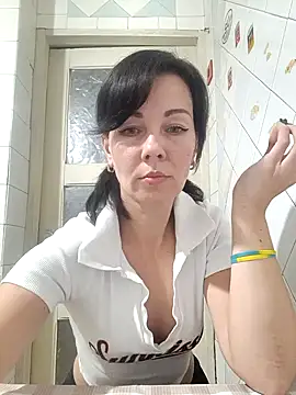 Adeline3302 online show from 11/21/25, 03:44