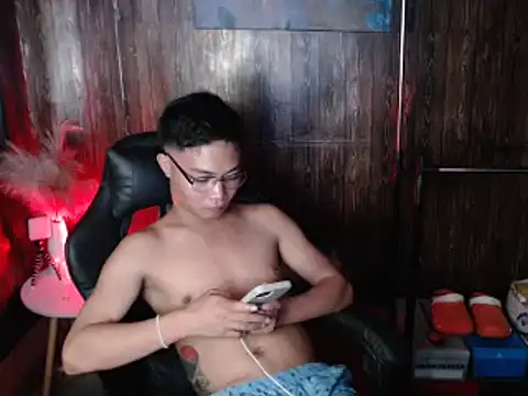 hotzachery online show from 02/02/26, 08:57