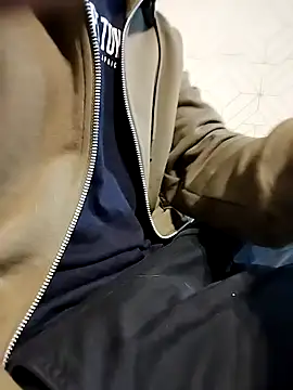 boy8540 online show from 04/01/26, 05:52