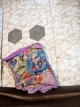 youryummybaby online show from 09/18/25, 08:05