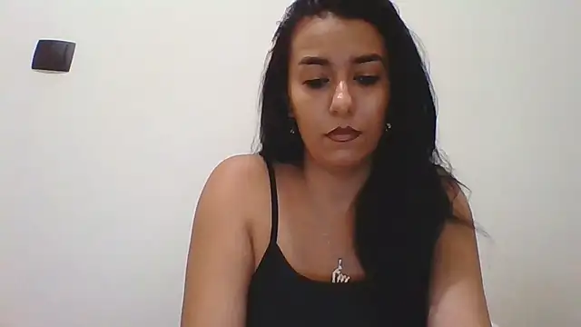 Snapshot of Maryem637048 chatting on 06/24/26, 12:59 Maryem637048 online show from 06/24/26, 12:59