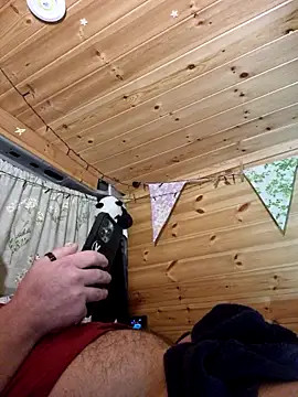 Snapshot of annubis69 chatting on 11/03/25, 03:46 annubis69 online show from 11/03/25, 03:46