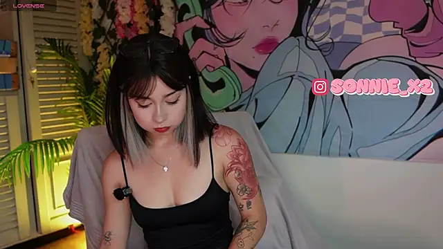 Snapshot of Sonnie_mami chatting on 06/17/26, 01:34 Sonnie mami online show from 06/17/26, 01:34