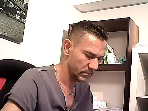 Snapshot of mastercharisma35 chatting on 05/15/26, 12:23 mastercharisma35 online show from 05/15/26, 12:23