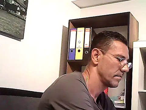 Snapshot of mastercharisma35 chatting on 07/29/26, 10:13 mastercharisma35 online show from 07/29/26, 10:13