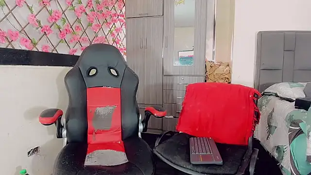 thiara veky online show from 03/06/26, 07:32