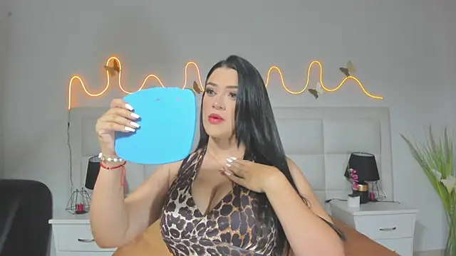 Snapshot of InnaVolkova chatting on 01/09/26, 12:08 InnaVolkova online show from 01/09/26, 12:08