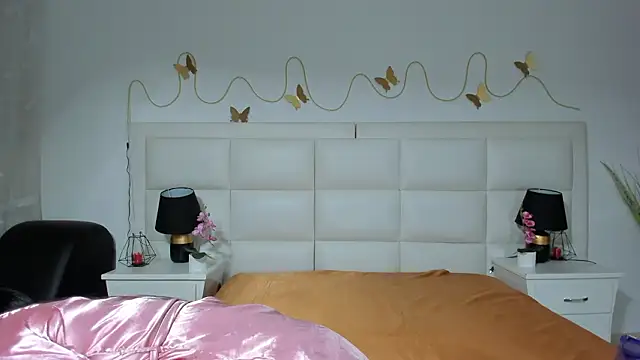 Snapshot of InnaVolkova chatting on 01/14/26, 12:11 InnaVolkova online show from 01/14/26, 12:11