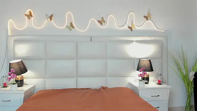 Snapshot of InnaVolkova chatting on 02/17/26, 12:56 InnaVolkova online show from 02/17/26, 12:56