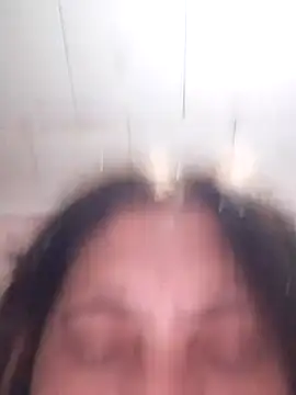 Snapshot of Tudiablita21 chatting on 10/31/25, 08:04 Tudiablita21 online show from 10/31/25, 08:04