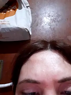 Snapshot of Tudiablita21 chatting on 10/31/25, 11:06 Tudiablita21 online show from 10/31/25, 11:06