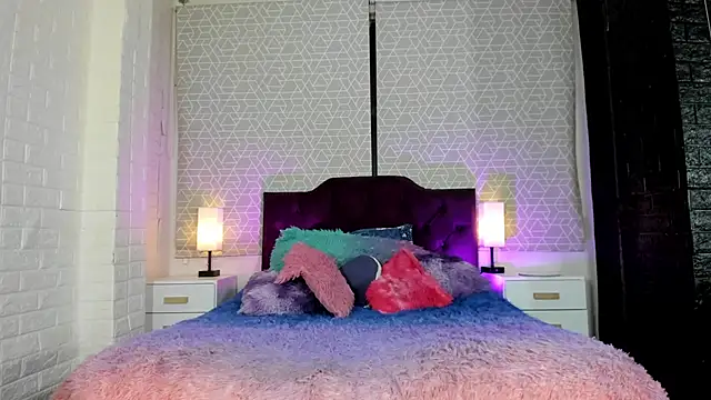 Zamara Kleii online show from 10/03/25, 03:25