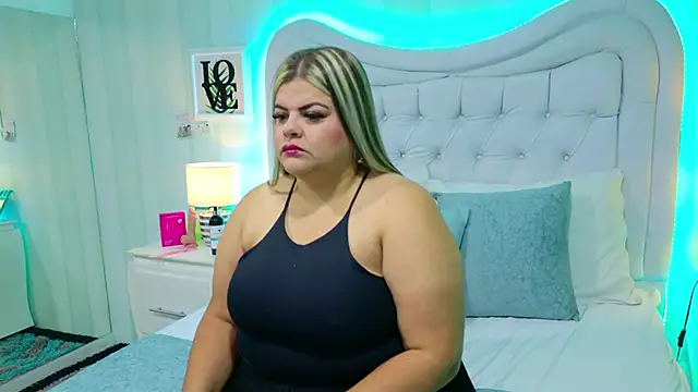 KiimBrooks online show from 10/18/25, 11:00