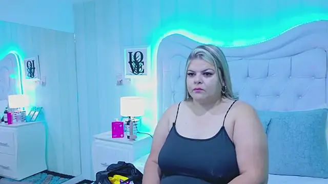 KiimBrooks online show from 10/21/25, 10:49