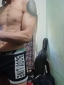 Snapshot of fethelion chatting on 10/26/25, 03:07 fethelion online show from 10/26/25, 03:07