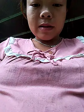 Snapshot of Rioo122 chatting on 09/23/25, 12:57 Rioo122 online show from 09/23/25, 12:57