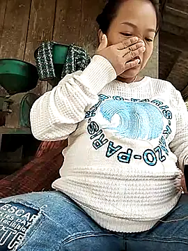 Snapshot of Rioo122 chatting on 10/09/25, 01:47 Rioo122 online show from 10/09/25, 01:47