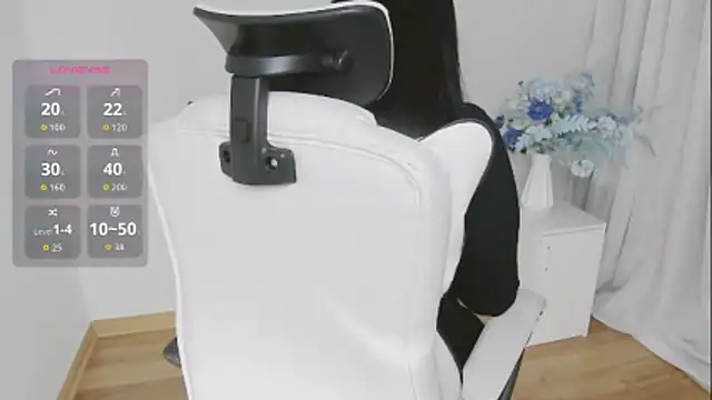 -Rose-Lucky- online show from 02/09/26, 01:20