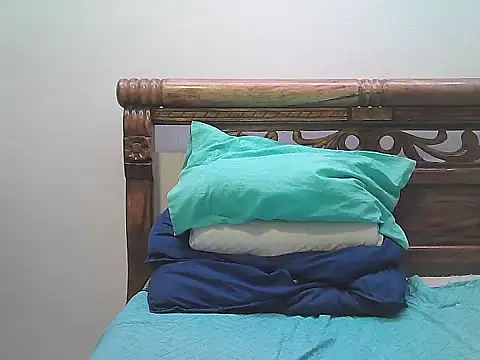 morenocabro10 online show from 09/24/25, 08:23