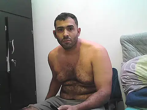 morenocabro10 online show from 10/20/25, 07:36