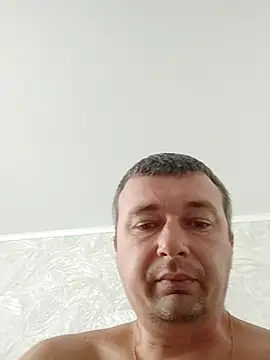 Snapshot of Kasperik29cm chatting on 07/19/26, 01:48 Kasperik29cm online show from 07/19/26, 01:48