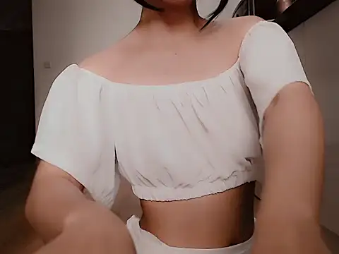 Snapshot of Tea_Mei chatting on 10/10/25, 09:30 Tea Mei online show from 10/10/25, 09:30