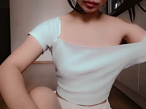 Snapshot of Tea_Mei chatting on 10/12/25, 03:38 Tea Mei online show from 10/12/25, 03:38