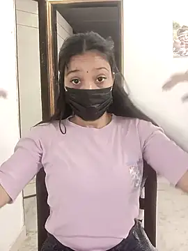 Cute Rakhi8 online show from 11/12/25, 04:46