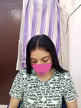 Cute Rakhi8 online show from 04/04/26, 04:22