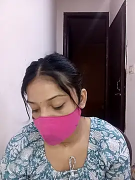 Snapshot of Cute_Rakhi8 chatting on 07/12/26, 05:20 Cute Rakhi8 online show from 07/12/26, 05:20