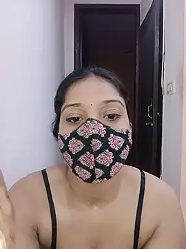 Snapshot of Cute_Rakhi8 chatting on 07/13/26, 05:54 Cute Rakhi8 online show from 07/13/26, 05:54