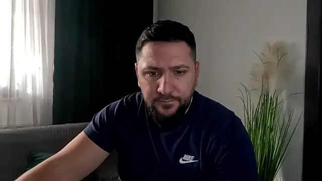 Gold Alpha Boy online show from 02/03/26, 08:30