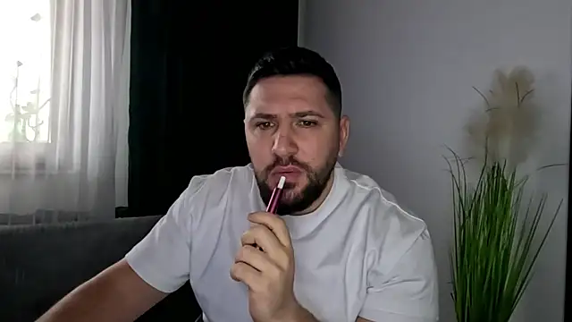 Gold Alpha Boy online show from 02/04/26, 08:42