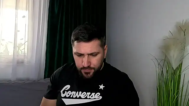 Gold Alpha Boy online show from 02/17/26, 10:56