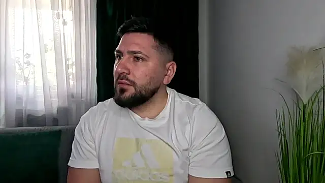 Gold Alpha Boy online show from 04/22/26, 07:55