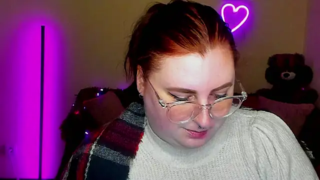 Alicia love00 online show from 04/23/26, 12:29