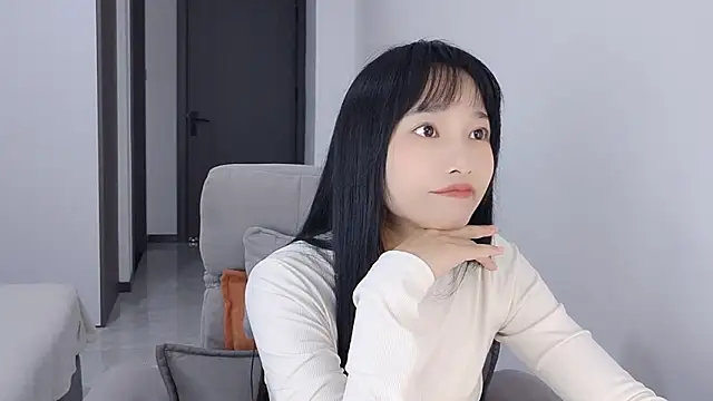 Snapshot of Lisa-3333 chatting on 11/04/25, 01:54 Lisa-3333 online show from 11/04/25, 01:54