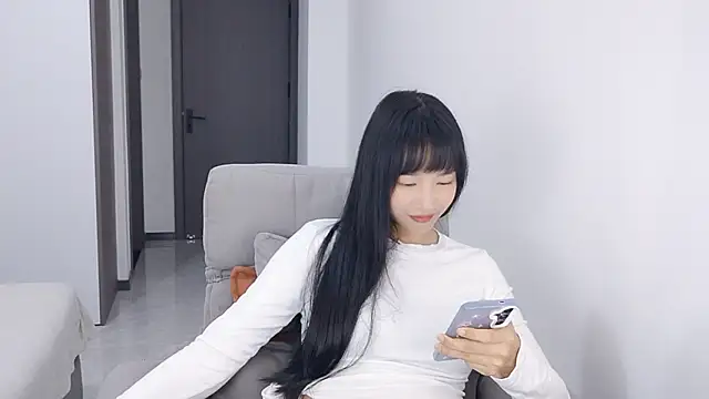 Snapshot of Lisa-3333 chatting on 11/05/25, 02:06 Lisa-3333 online show from 11/05/25, 02:06