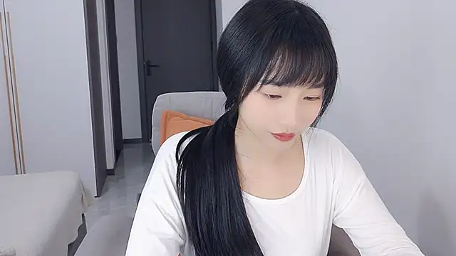 Snapshot of Lisa-3333 chatting on 11/24/25, 01:22 Lisa-3333 online show from 11/24/25, 01:22