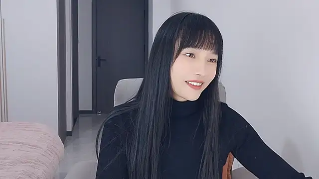 Snapshot of Lisa-3333 chatting on 12/05/25, 03:20 Lisa-3333 online show from 12/05/25, 03:20