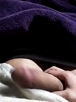 idhem   31 online show from 03/08/26, 01:26