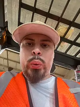 PuttieIn online show from 10/03/25, 05:10