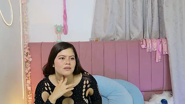 sukilove18 online show from 09/26/25, 11:09