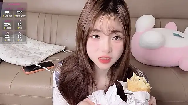 gougou77 online show from 04/19/26, 04:28