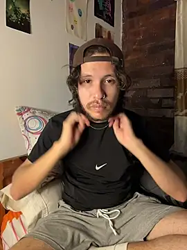 Snapshot of Luxx_14 chatting on 11/04/25, 03:27 Luxx 14 online show from 11/04/25, 03:27