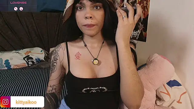 kitty aikooo online show from 04/04/26, 11:02