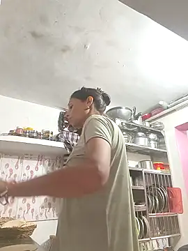 ISHANI-SINGH online show from 11/18/25, 02:28