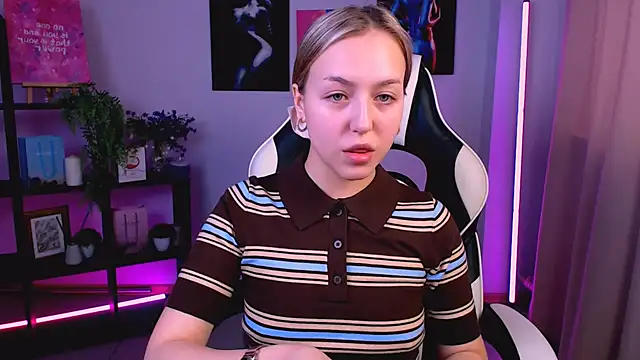 CindySparkl online show from 03/06/26, 03:58