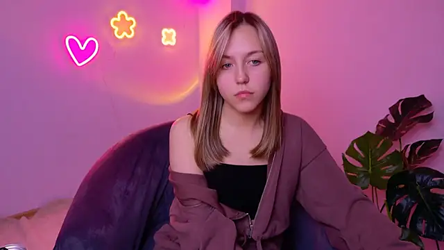 CindySparkl online show from 05/16/26, 04:09